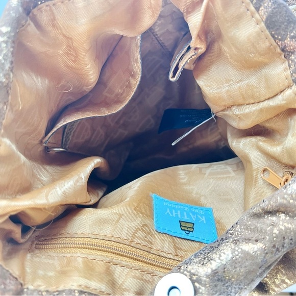 KATHY VAN ZEELAND GOLD CROSSBODY BAG FAUX DIAMOND SHOULDER Y2K  LEATHER BAG - Picture 9 of 14